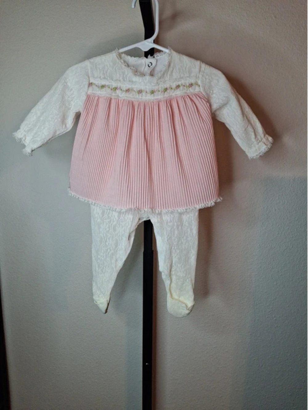 Vtg Little Me by Lois Baby Girl 11-17 lbs Dress Attached Tights